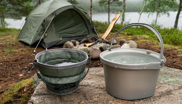 Collapsible Bucket vs Rigid Bucket for Camping: Which Is Better? Collapsible Bucket vs Rigid Bucket for Camping: Which Is Better? illustrative photograph