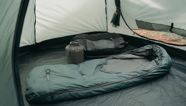 Sleeping Bag Compression Sack vs Storage Sack: Do You Need Both? Camping sleeping bag compression and mesh bags