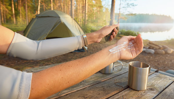 sun sleeves vs sunscreen in outdoor setting