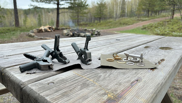 tarp clips vs grommet at campsite